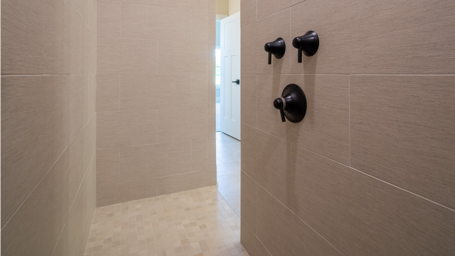 Shower Wall Tile Flooring