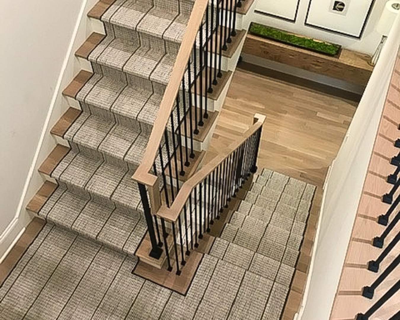 Stair runner